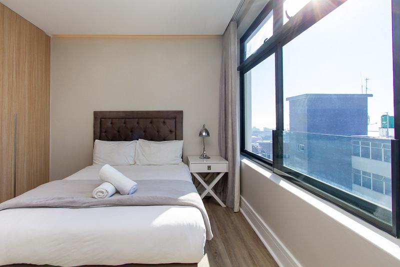 2 Bedroom Property for Sale in Sea Point Western Cape